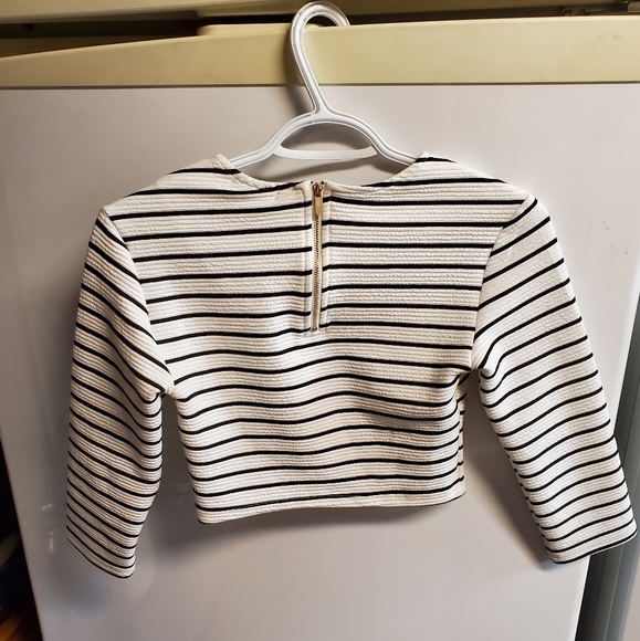 Striped Dynamite Crop Top - Picture 2 of 3